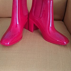Jeffrey Campbell Red Chelsea rain boots  Size 9